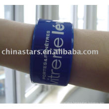 Reflective snap bracelet in assorted colors and customized logo